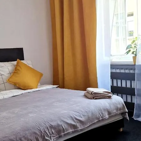 Prywatny W Centrum Miasta 3 Pensjonat *